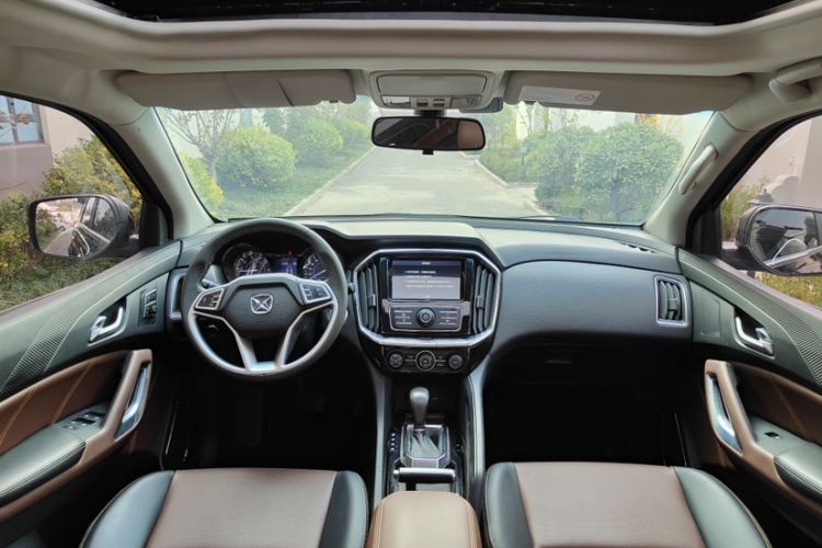 Used JMC Yusheng S350 2016 2.0T Automatic All-Wheel Drive Gasoline Ultra-Luxury 5-Seater
