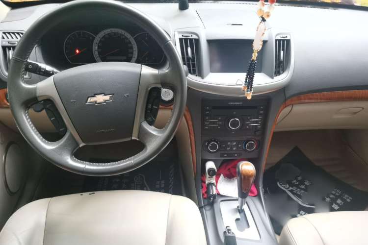 Used Chevrolet Epica 2013 1.8 SX Luxury Edition AT Center Console