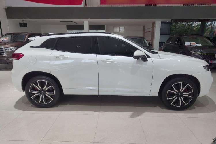 Used Wey VV7 2019 Upgraded Model 2.0T Flagship Version China V Standard
