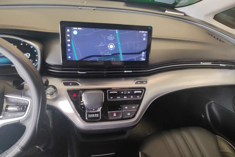 Used Roewe iMAX8 2021 400TGI Supreme Series Prestige Edition
