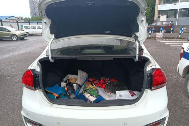 Used Suzuki Alivio 2015 1.6L Automatic Enjoyment Model
