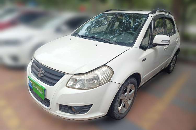 Used Suzuki SX4 2011 Revised Version 1.6L Manual – Dynamic Edition