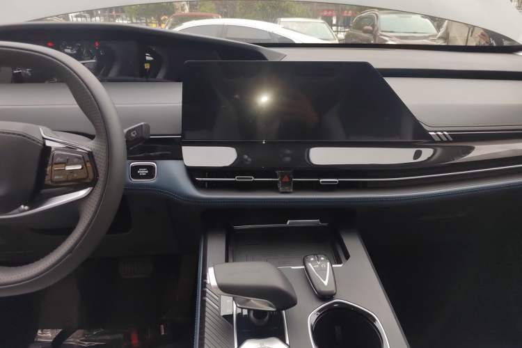 Used Changan UNI-K iDD 2023 Zhidian iDD 1.5T 135km Smart & Fun Model
