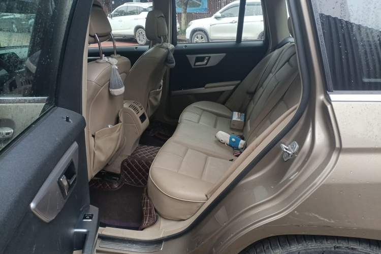 Used Mercedes-Benz GLK-Class 2008 GLK 300 4MATIC Luxury Model Left Rear Seat