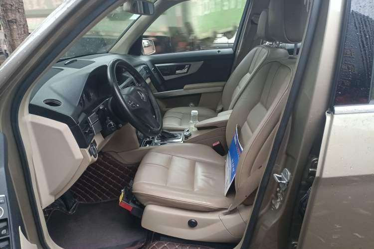 Used Mercedes-Benz GLK-Class 2008 GLK 300 4MATIC Luxury Model Left Front Seat