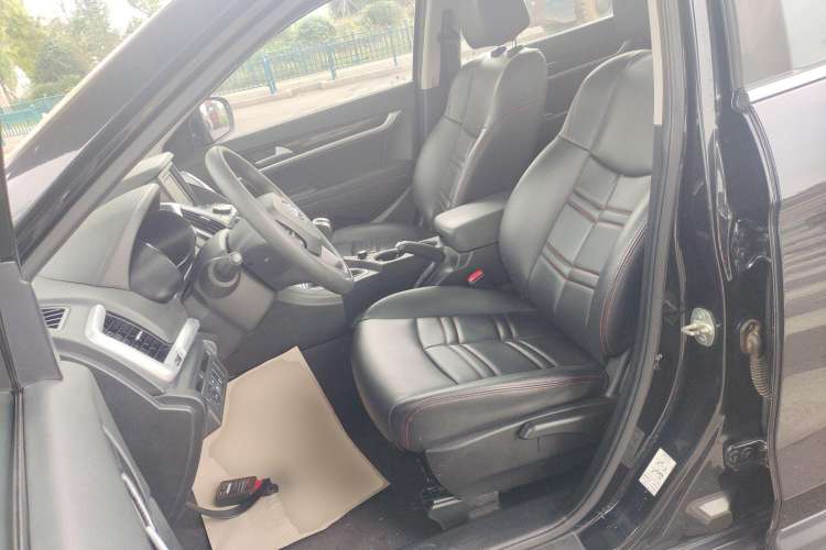 Used Dongfeng Aeolus AX7 2016 1.4T Manual Zhuyue Model
