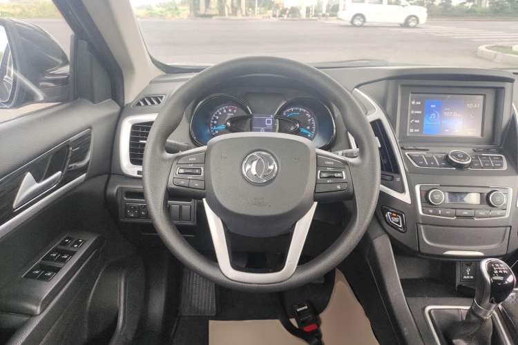 Used Dongfeng Aeolus AX7 2016 1.4T Manual Zhuyue Model
