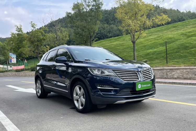 Used Lincoln MKC 2017 2.0T Two-Wheel Drive Deluxe Edition