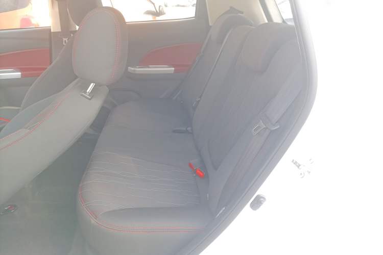 Used Changan Benni 2015 1.4L IMT Luxury Model China V Standard