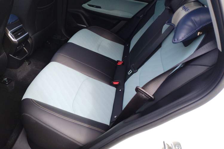 Used Geely Auto Emgrand L 2022 1.4T CVT Ultimate Model
