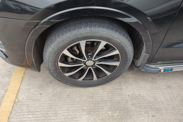 Used Zotye SR7 2016 1.5T Manual Cube Heart Edition China V Standard