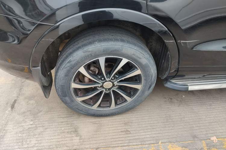 Used Zotye SR7 2016 1.5T Manual Cube Heart Edition China V Standard