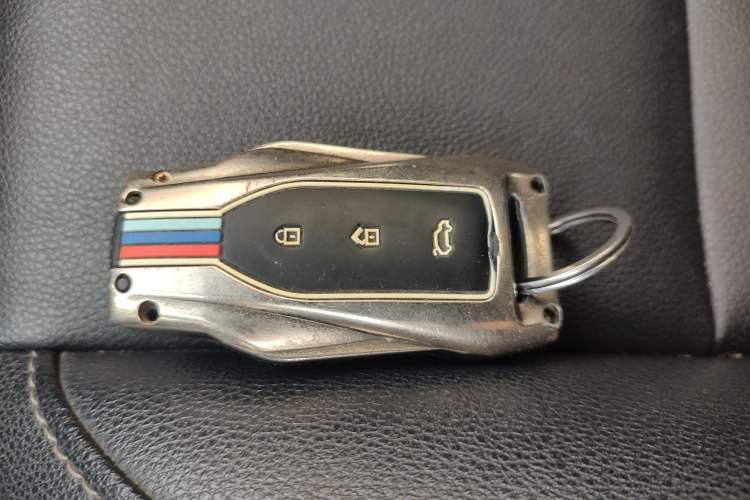 Used Zotye SR7 2016 1.5T Manual Cube Heart Edition China V Standard