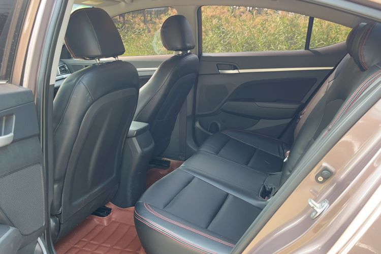 Used Hyundai Elantra (6th Generation / Lingdong) 2016 1.6L Automatic ZhiXuan – Elite Version Interior 2