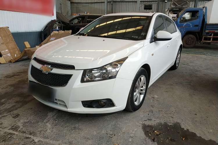 Used Chevrolet Cruze 2013 Hatchback 1.6L Manual Luxury Model