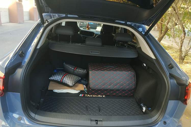 Used Volkswagen Tayron X 2020 330TSI Two-Wheel Drive Luxury Smart Connectivity Version Trunk