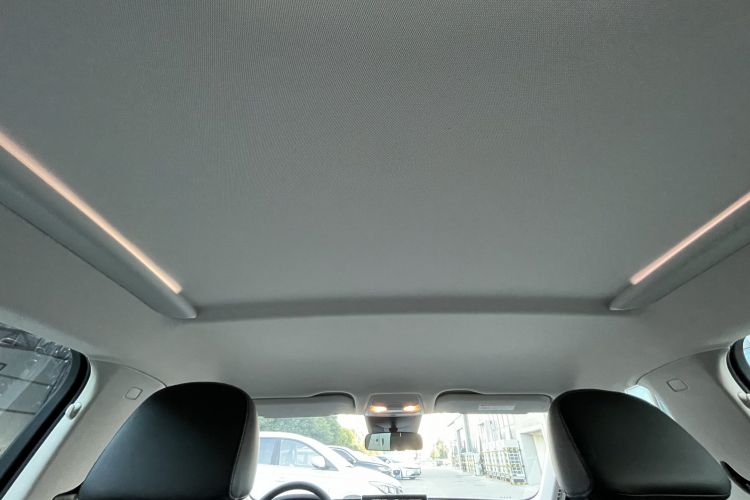 Used Hongqi E-QM5 2022 431 km Charge & Enjoy Edition
