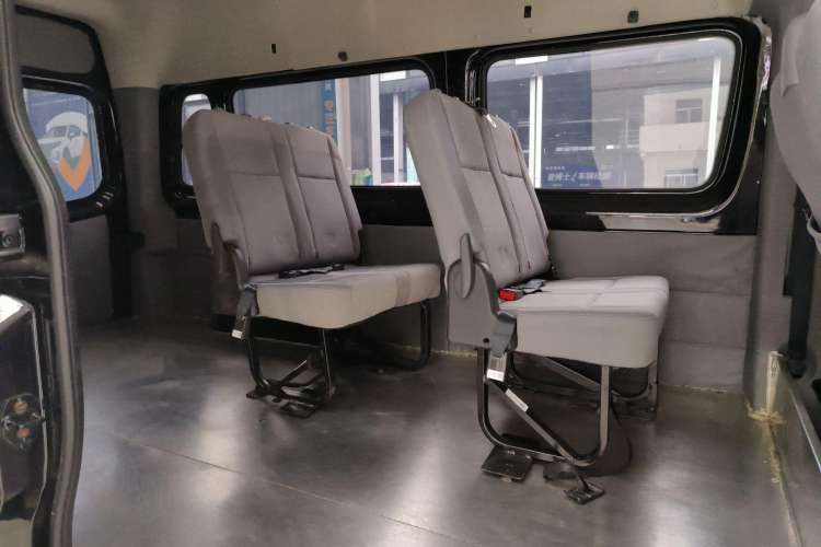 Used Foton Toano 2020 2.5T Manual Tongtu Long Wheelbase Mid-Height 5/6/7-Seater 4J25TC3