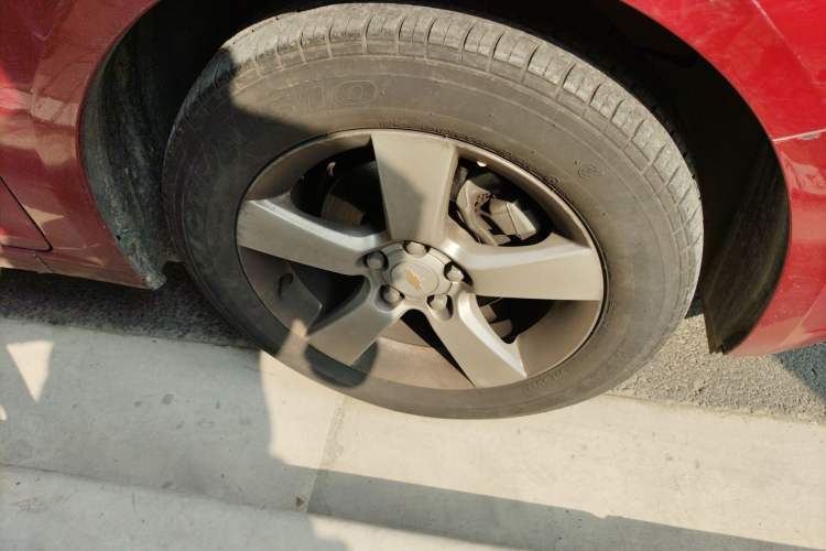 Used Chevrolet Cruze 2013 Hatchback 1.6L Automatic Luxury Model
