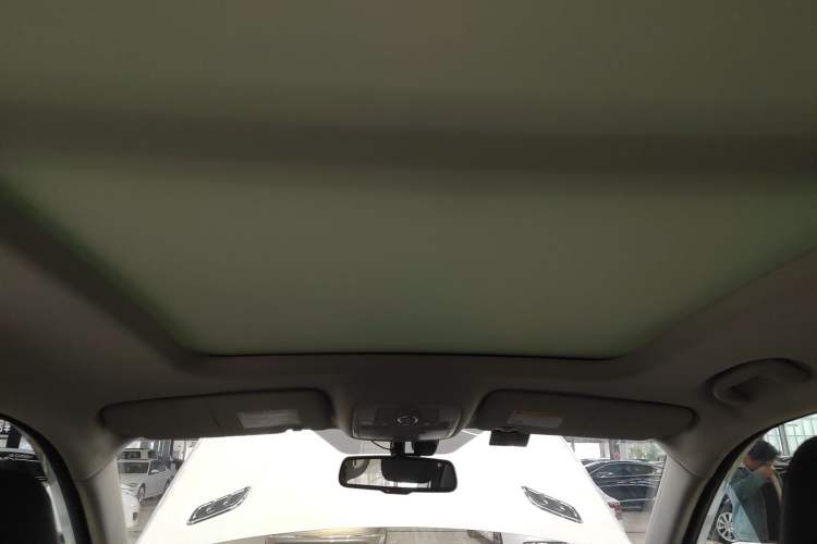 Used Roewe RX8 2018 30T Smart Connectivity Four-Wheel Drive Flagship Edition
