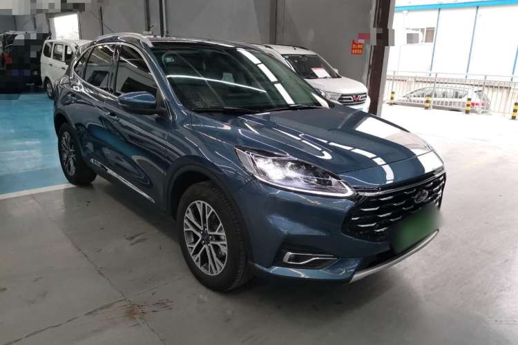 Used Ford Escape 2020 EcoBoost 245 Two-Wheel-Drive Titanium Edition