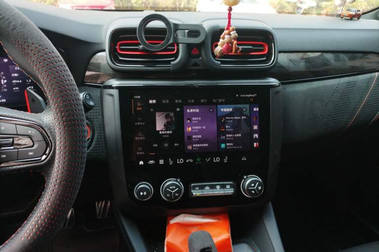 Used Lynk & Co 02 Hatchback 2021 2.0TD Halo Driving Control Kit Edition