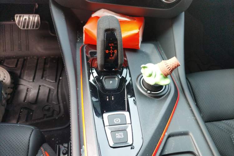 Used Lynk & Co 02 Hatchback 2021 2.0TD Halo Driving Control Kit Edition