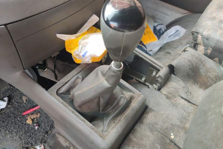 Used Jinbei Hiace 2014 2.0L Fifth-Generation Xiangyun Comfort Type 1 4G20C