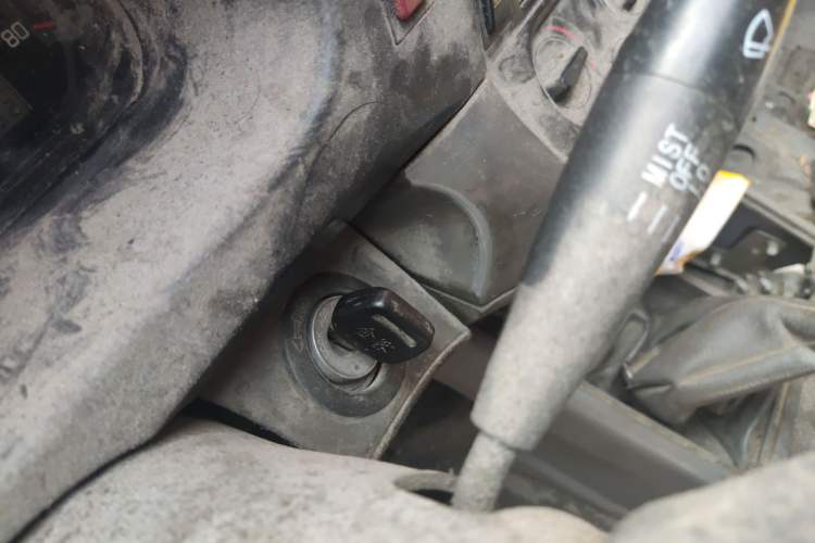 Used Jinbei Hiace 2014 2.0L Fifth-Generation Xiangyun Comfort Type 1 4G20C