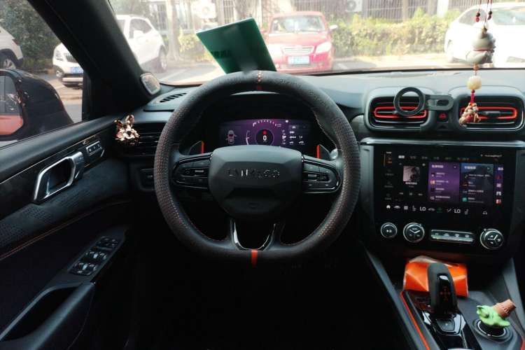 Used Lynk & Co 02 Hatchback 2021 2.0TD Halo Driving Control Kit Edition