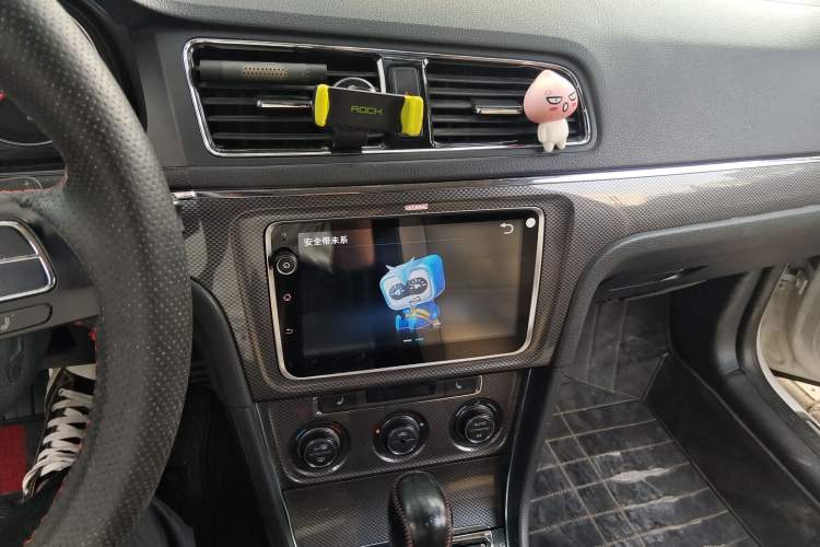 Used Volkswagen Cross Lavida 2014 1.4TSI DSG Audio And AC Panel