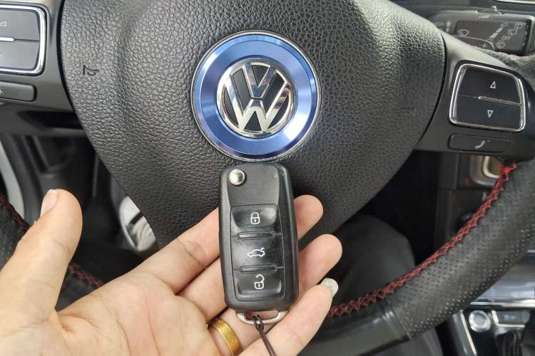 Used Volkswagen Cross Lavida 2014 1.4TSI DSG Vehicle Key