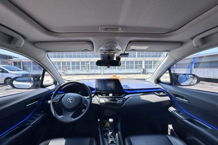 Used Toyota C-HR 2021 Dual-Motor 2.0L E-CVT Comfort Edition Interior 1