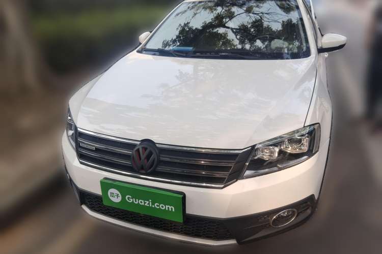 Used Volkswagen Cross Lavida 2014 1.4TSI DSG Front
