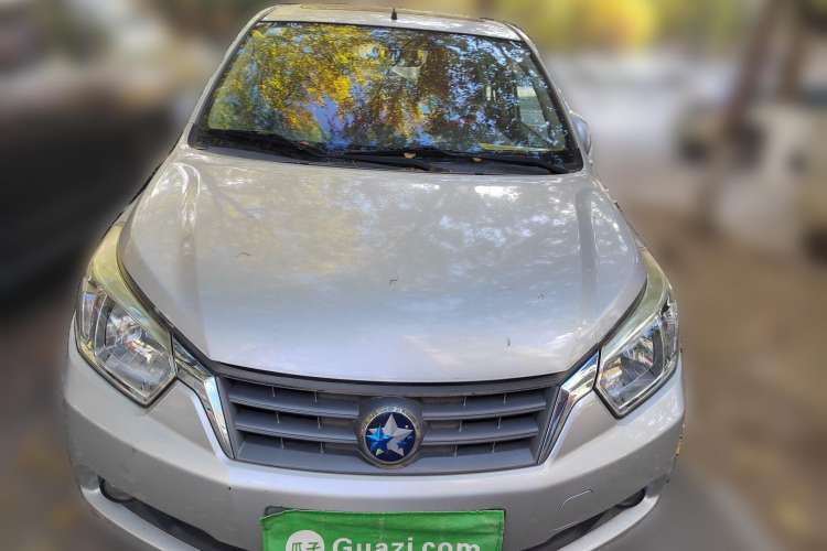 Used Venucia R50 2013 1.6L Automatic Luxury Edition
