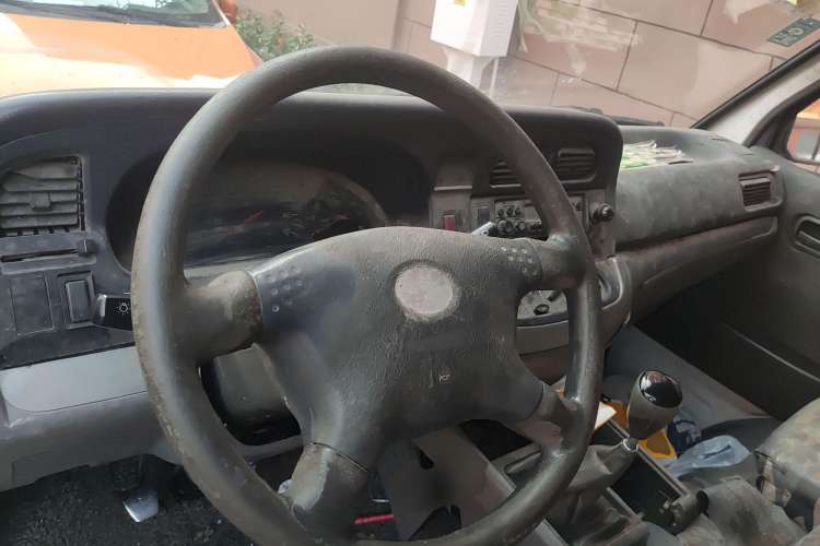 Used Jinbei Hiace 2014 2.0L Fifth-Generation Xiangyun Comfort Type 1 4G20C