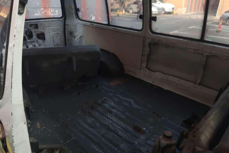 Used Jinbei Hiace 2014 2.0L Fifth-Generation Xiangyun Comfort Type 1 4G20C