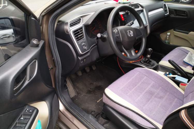 Used Honda Greiz 2016 1.5L Manual Classic Edition
