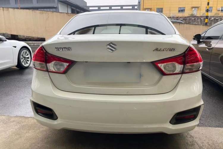 Used Suzuki Alivio 2015 1.6L Manual Comfort Model
