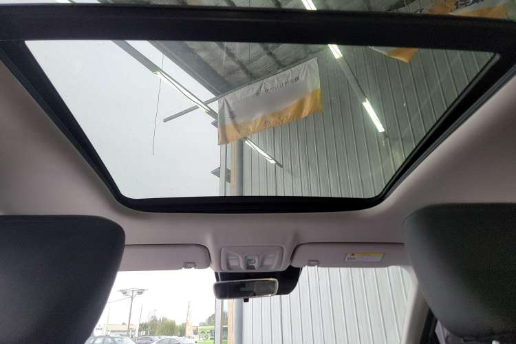 Used Dongfeng Aeolus Huge 2022 Mach Dual-Motor 1.5T MHD Dare-to-Dream Edition