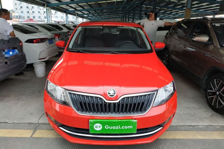 Used Skoda Rapid Spaceback 2018 1.6L Automatic Comfort Edition
