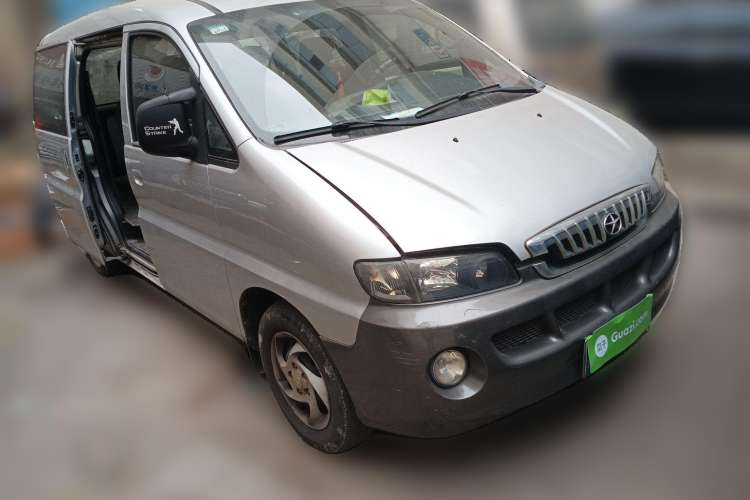 Used JAC Refine 2011 2.0L Shuttle Gasoline Comfort Edition HFC4GA3
