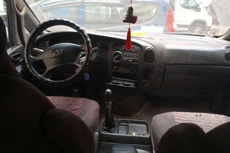 Used JAC Refine 2011 2.0L Shuttle Gasoline Comfort Edition HFC4GA3
