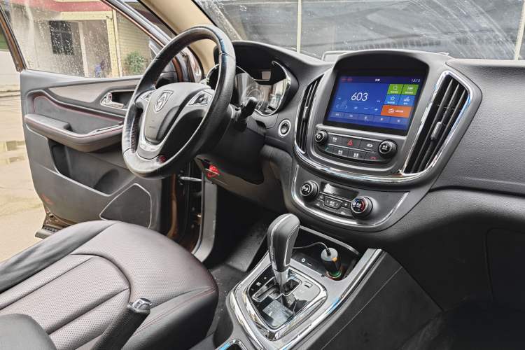 Used Baojun 560 2016 1.8L iAMT Luxury Model
