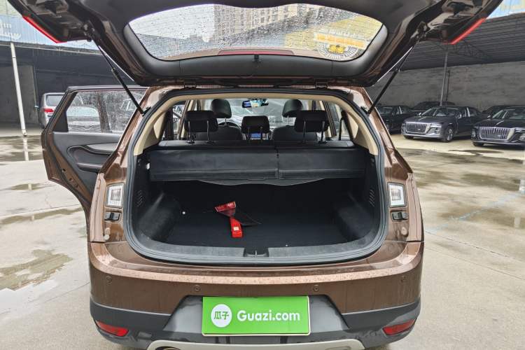 Used Baojun 560 2016 1.8L iAMT Luxury Model
