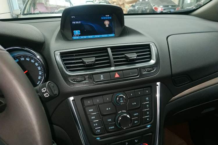 Used Buick Encore 2015 1.4T Automatic Two-Wheel Drive Urban Leading Model
