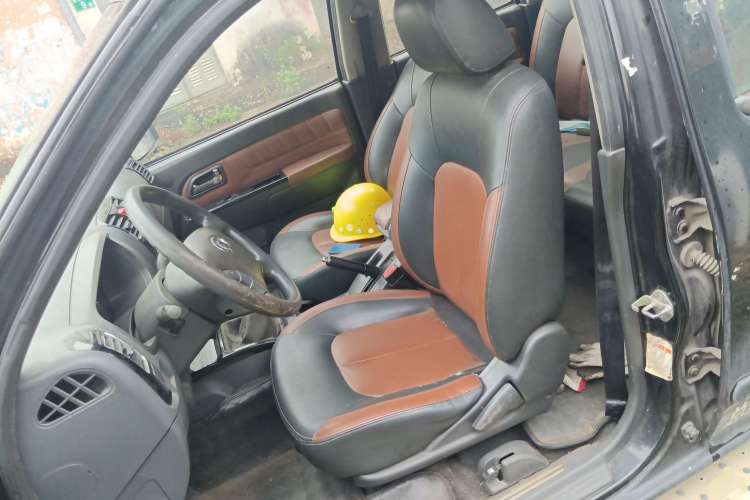 Used Great Wall Wingle 5 2013 2.0T European Version Two-Wheel Drive Elite Edition 6MT Big Double Cab GW4D20B