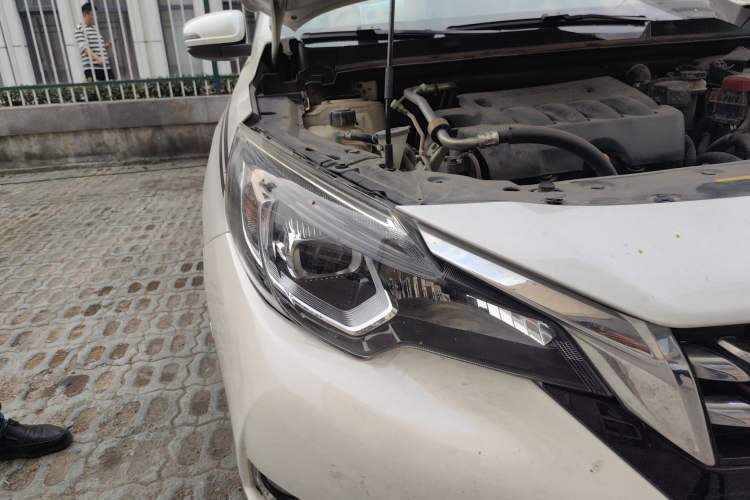 Used Venucia T90 2018 2.0L CVT Smart Connect Leading Edition China V Standard