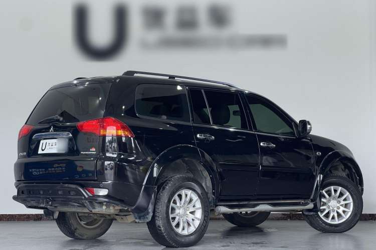 Used Mitsubishi Pajero Sport 2013 3.0L Automatic 4x4 Executive Edition