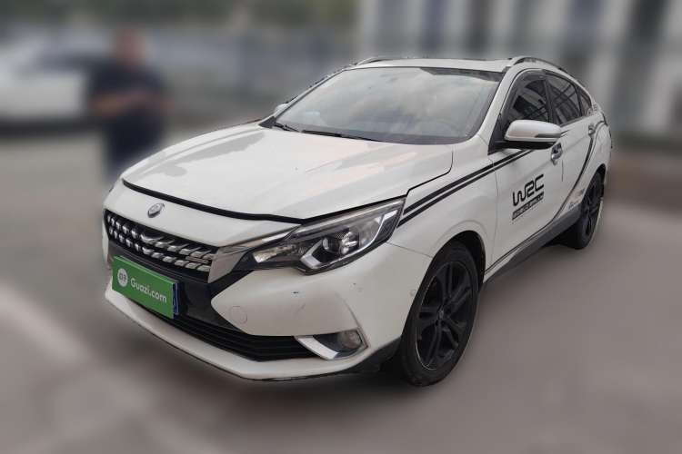 Used Venucia T90 2018 2.0L CVT Smart Connect Leading Edition China V Standard